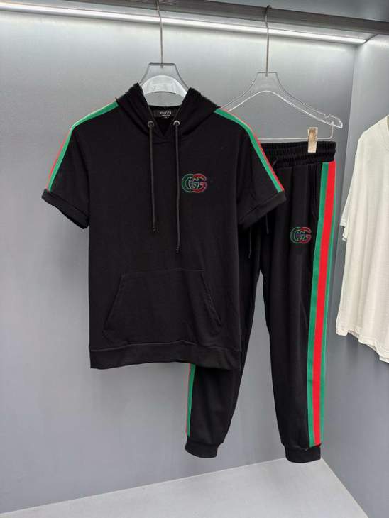 Picture of Gucci Shirt Pant Suits _SKUGucciM-3XLkdtn7021848